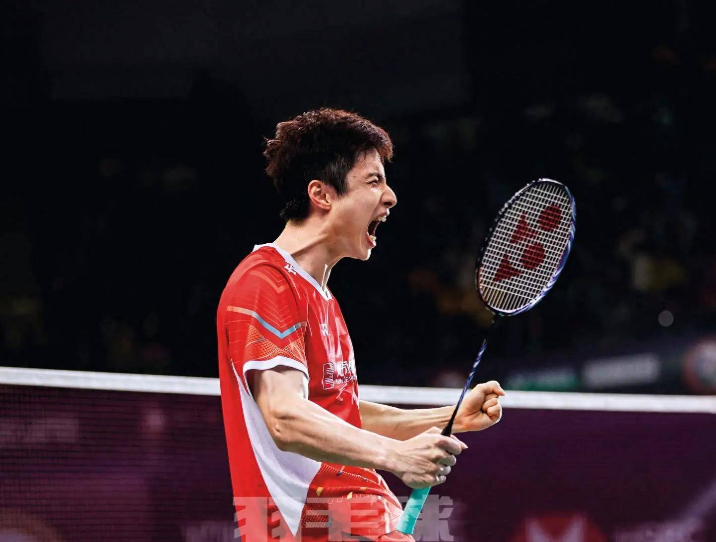 勇士强势横扫羽毛球队晋级半决赛，状态火热！